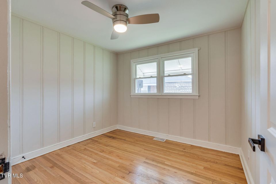 Photo #15: 533 Sequoyah Drive