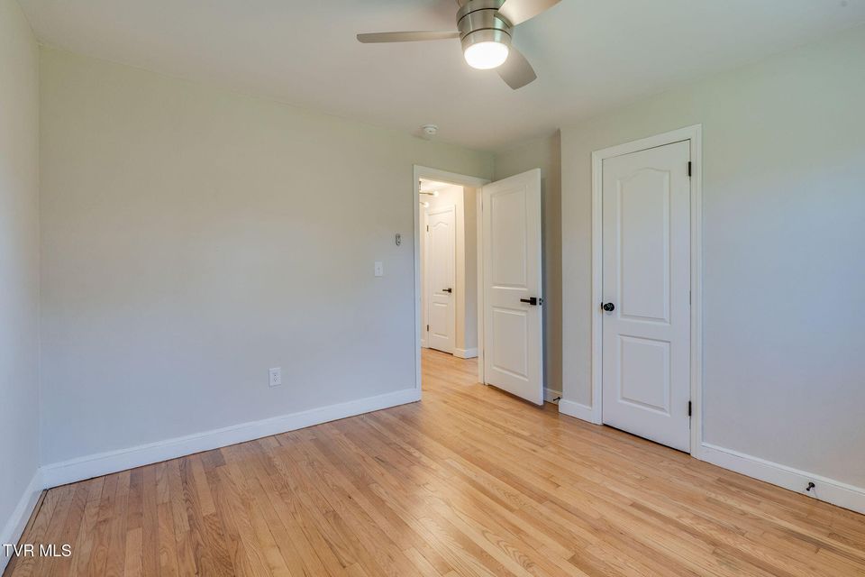 Photo #20: 533 Sequoyah Drive