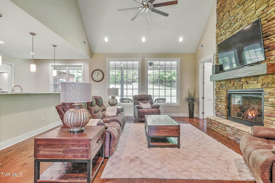 Photo #9: 1010 Allandale Circle