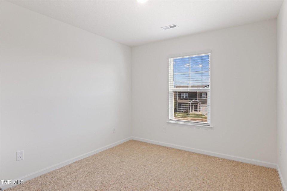Photo #18: 1039 Tomahawk Terrace