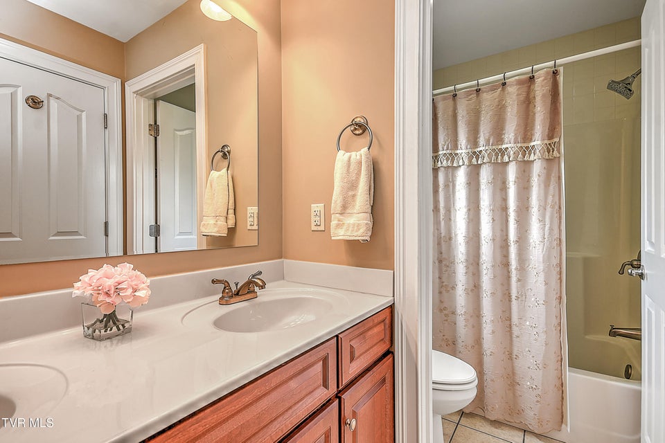 Photo #58: 1005 Willows Trace Drive