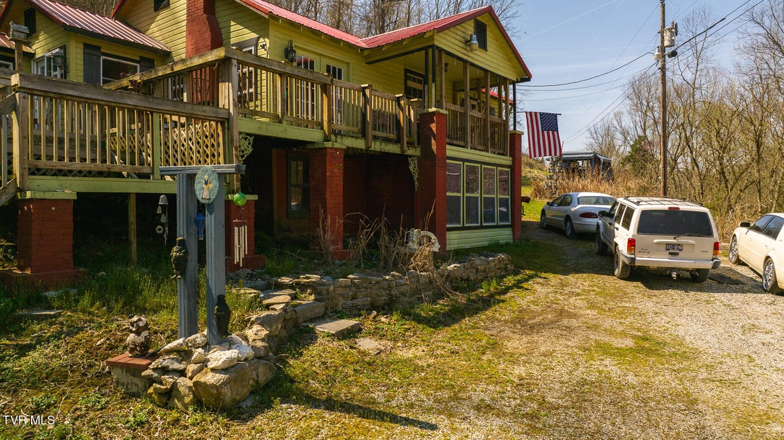 Photo #41: 9950 Chestnut Ridge Road
