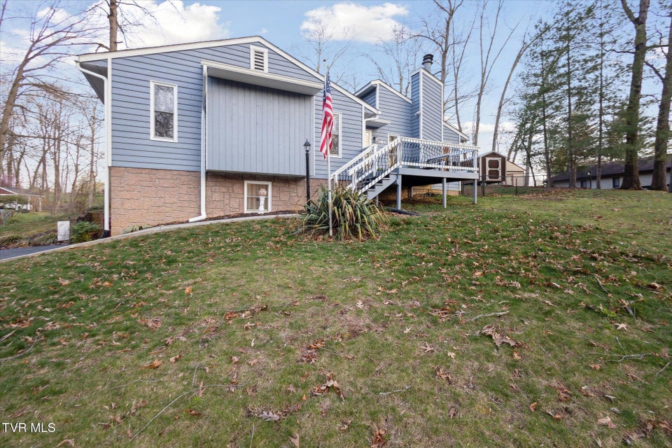 Photo #32: 103 Silkwood Court