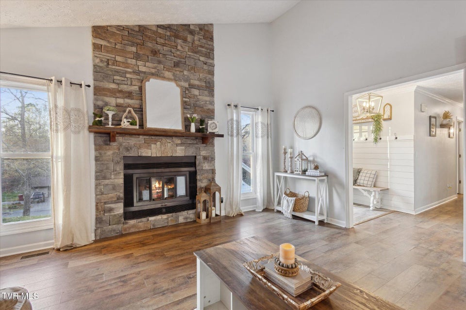 Photo #5: 103 Silkwood Court