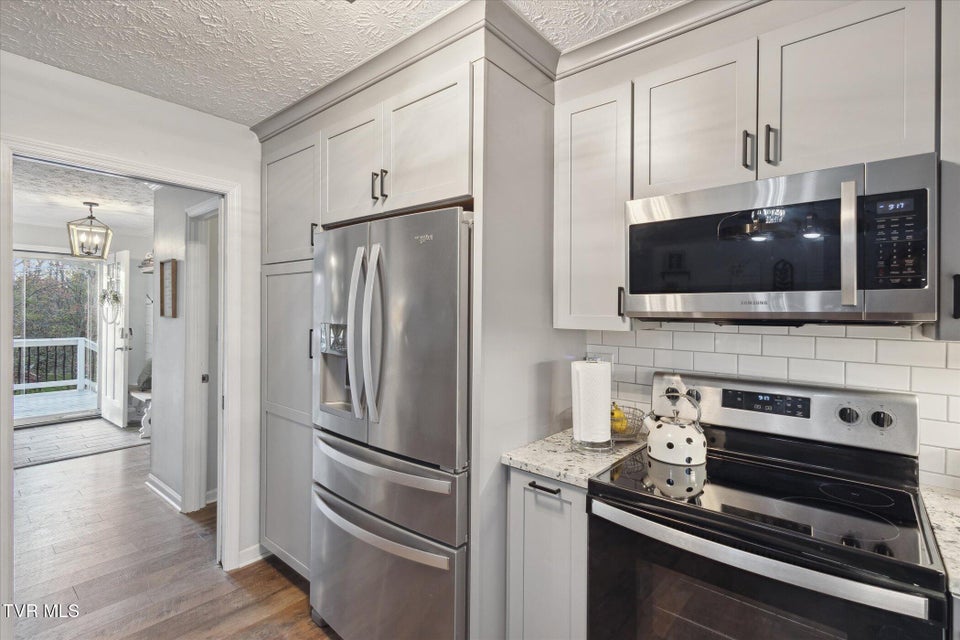 Photo #10: 103 Silkwood Court