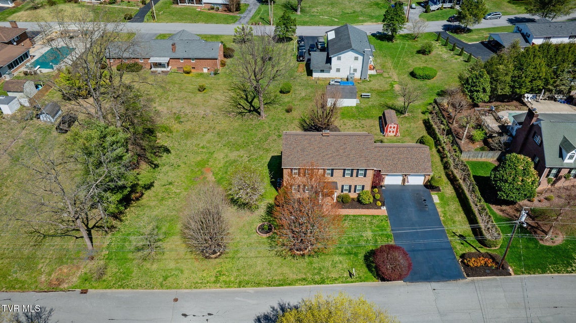 Photo #40: 708 Westwood Drive