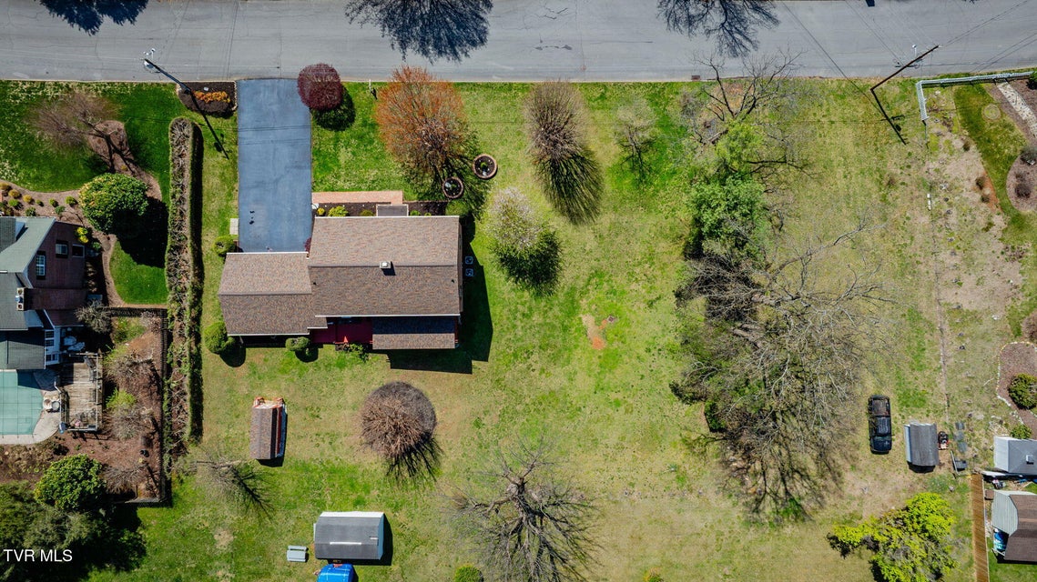 Photo #39: 708 Westwood Drive