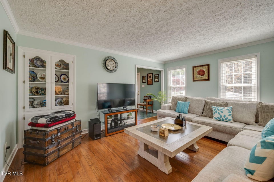 Photo #15: 708 Westwood Drive