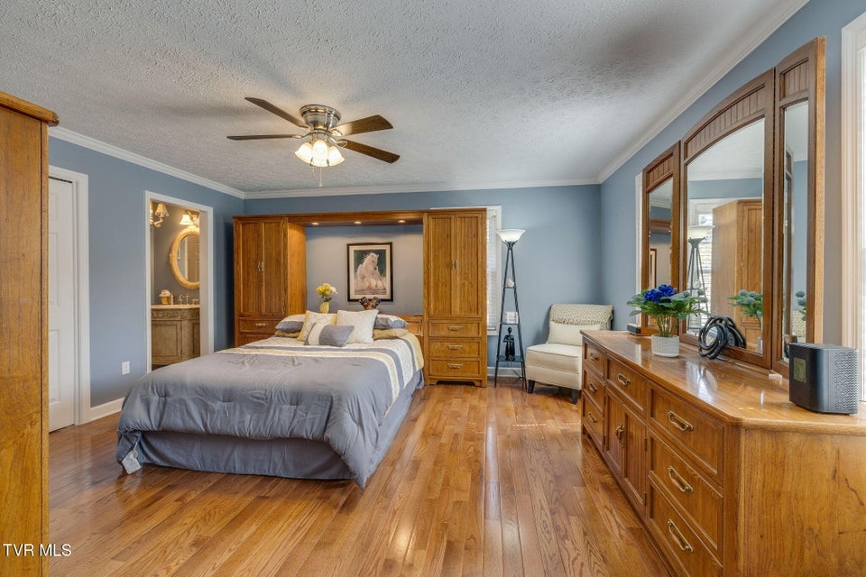Photo #28: 708 Westwood Drive