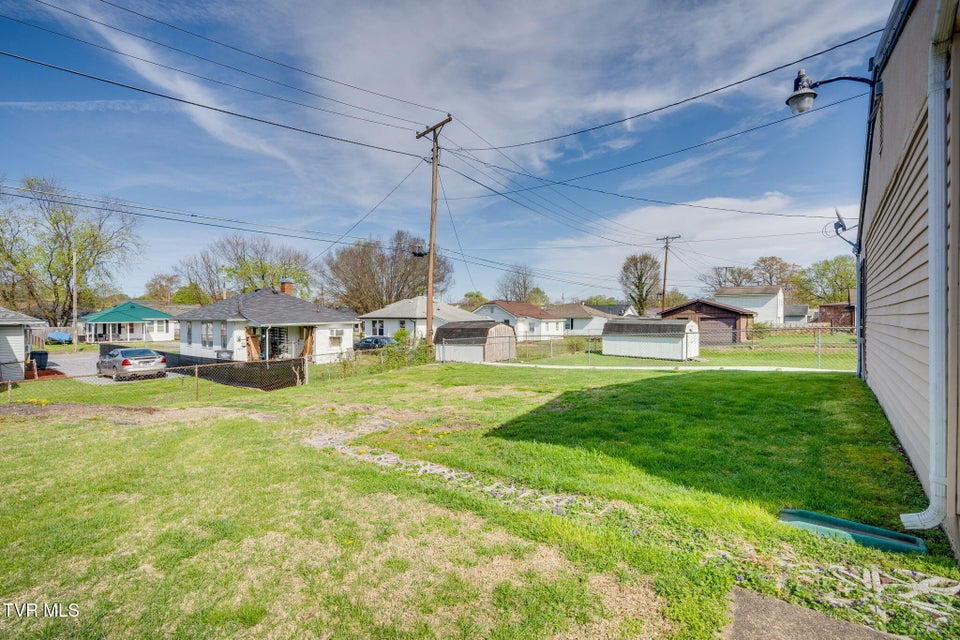 Photo #28: 1318 Pine Street