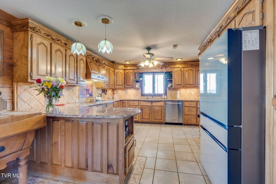 Photo #15: 22455 Wyldwood Road Road