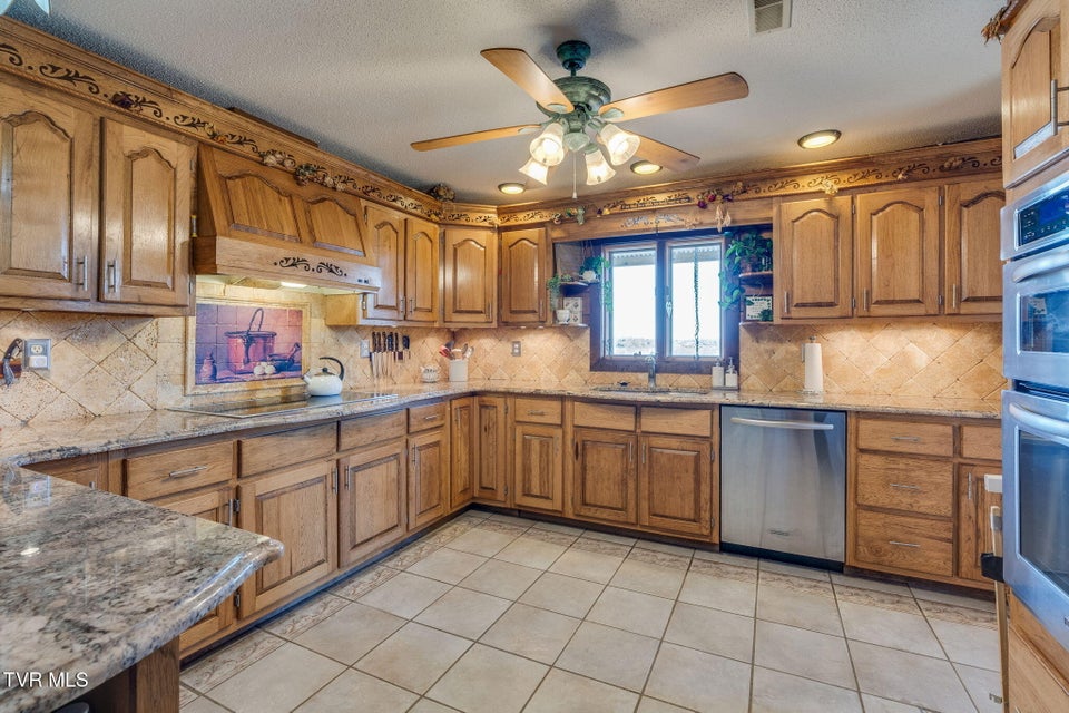 Photo #16: 22455 Wyldwood Road Road