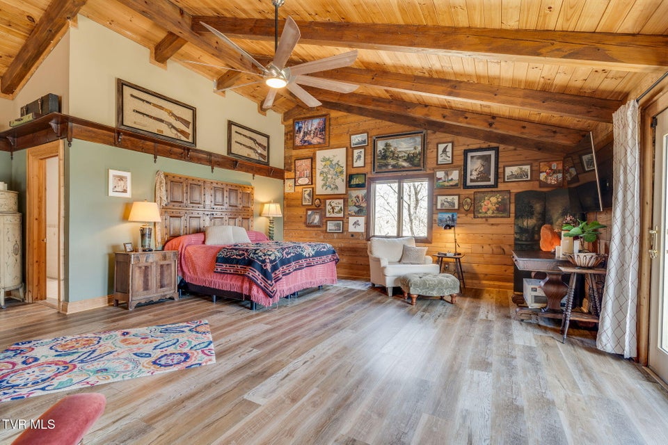 Photo #22: 22455 Wyldwood Road Road