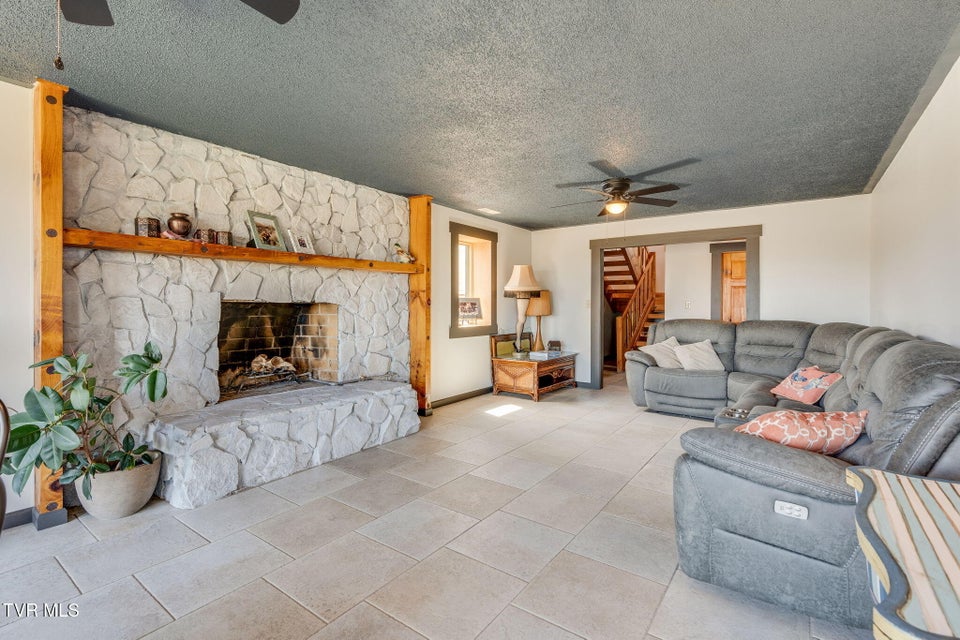 Photo #32: 22455 Wyldwood Road Road