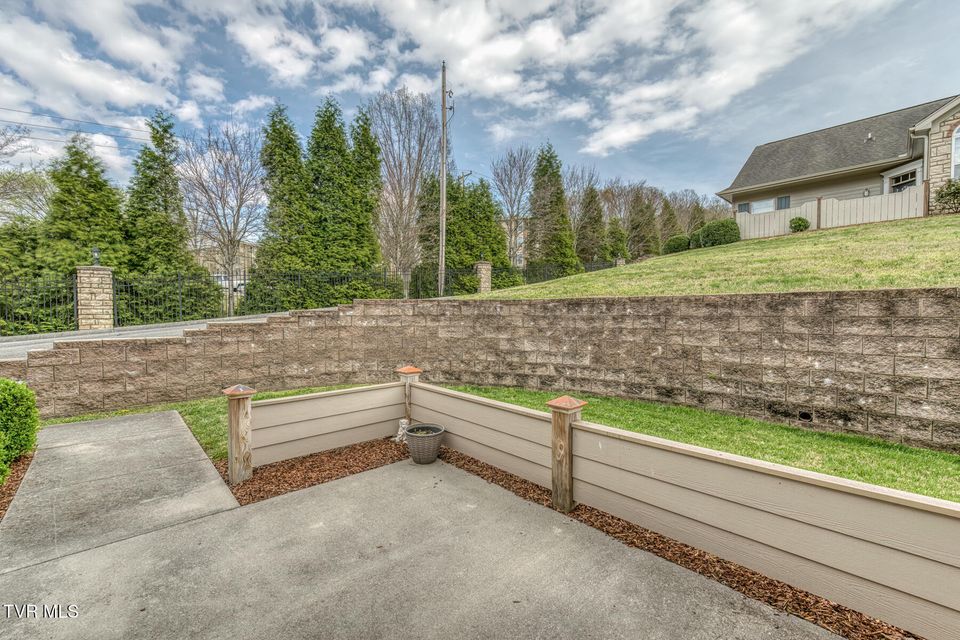 Photo #4: 1416 Fountain Lane