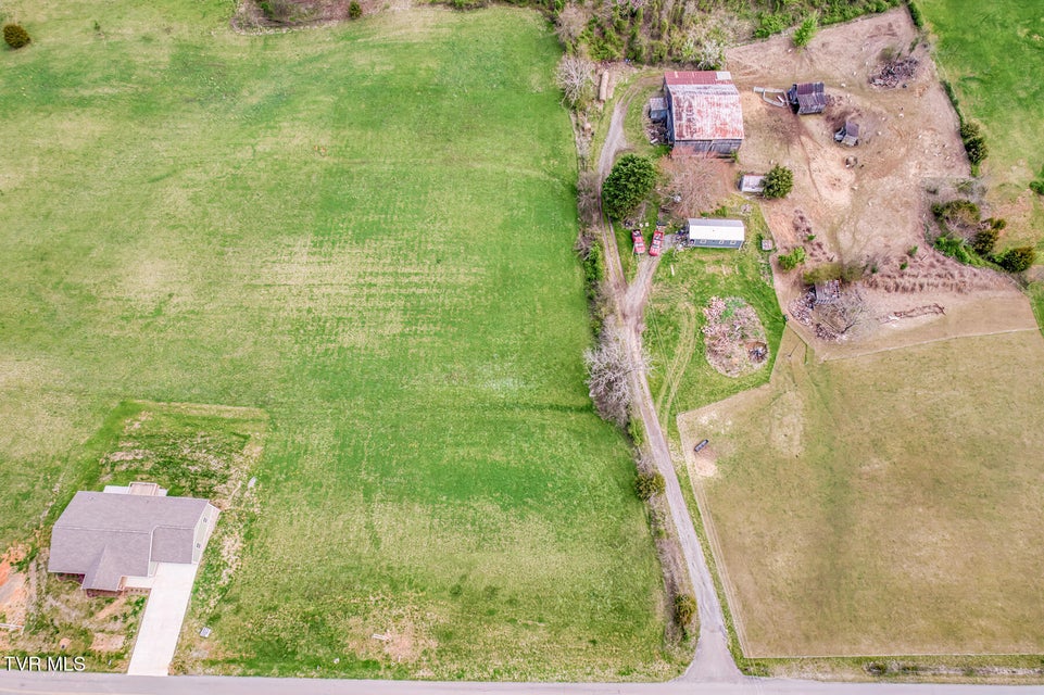 Photo #3: 138 Baskett Road