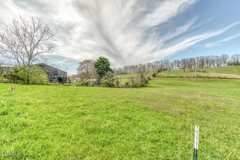 Photo #18: 138 Baskett Road