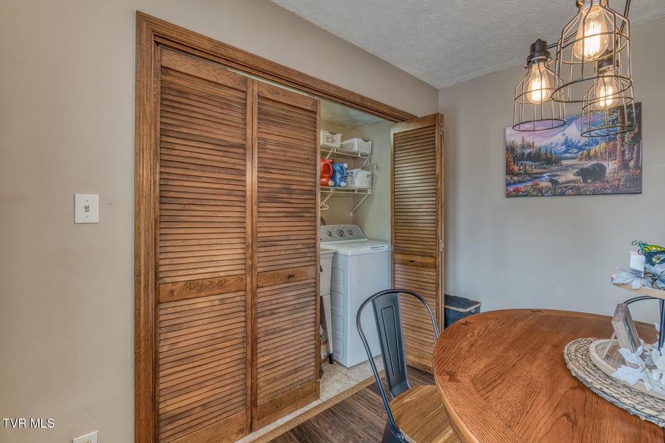 Photo #8: 871 Mountain View Road