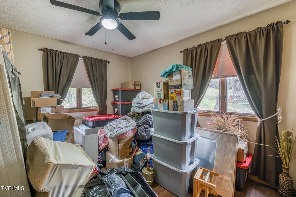 Photo #18: 871 Mountain View Road