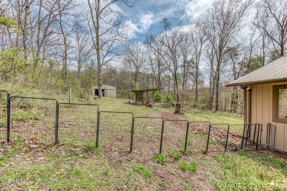 Photo #31: 871 Mountain View Road