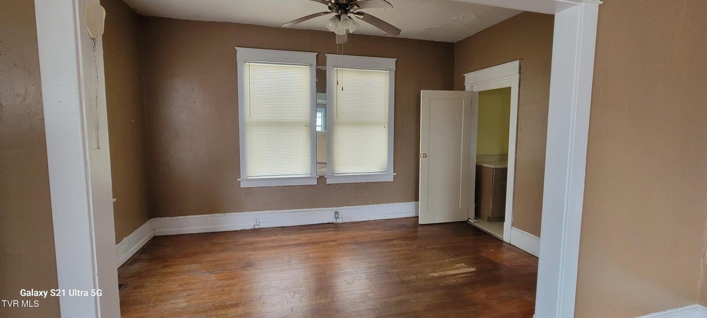 Photo #7: 726 Virginia Ave Avenue