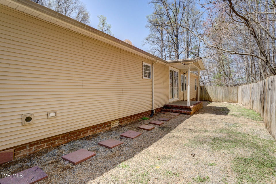 Photo #39: 131 Pheasant Hollow Lane