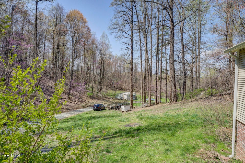 Photo #40: 131 Pheasant Hollow Lane