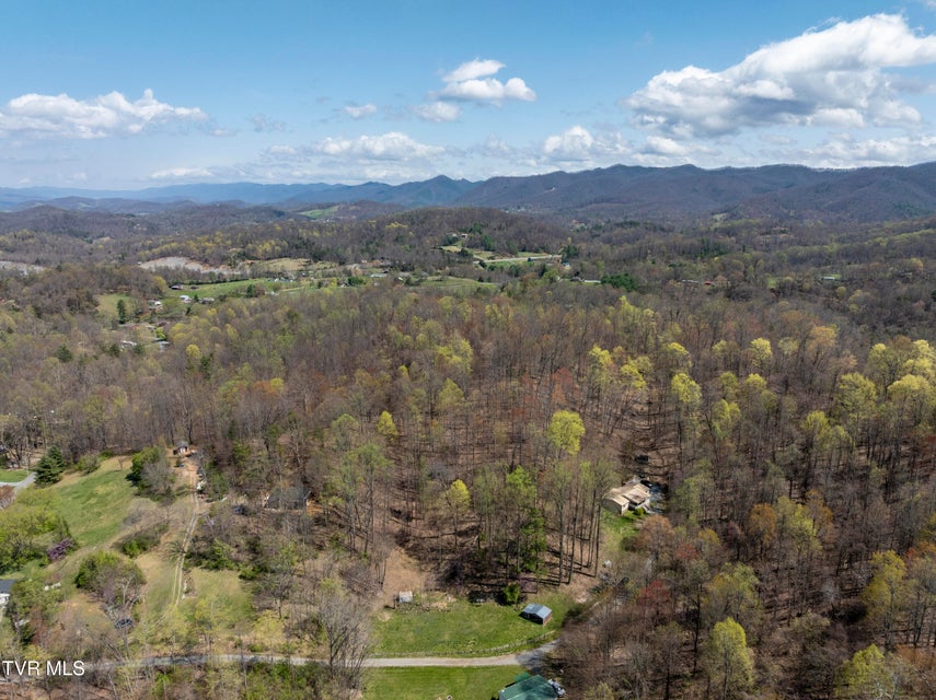 Photo #54: 131 Pheasant Hollow Lane