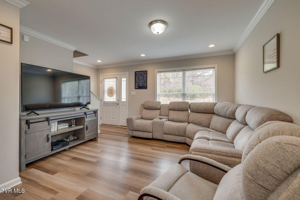 Photo #6: 5438 Orebank Road