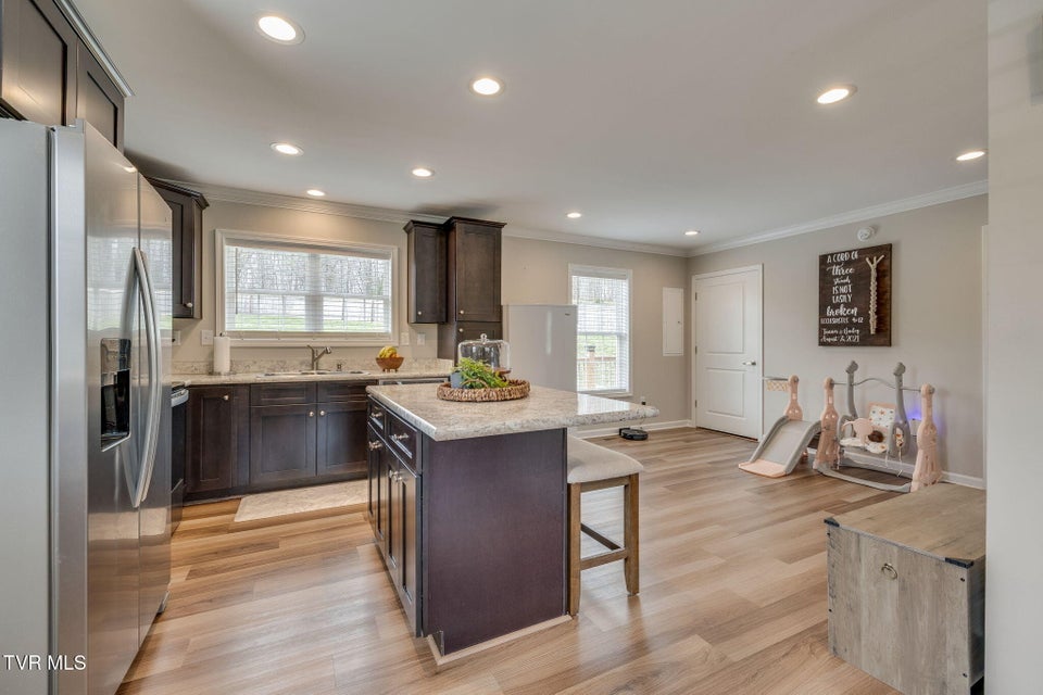 Photo #7: 5438 Orebank Road