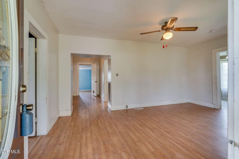 Photo #4: 201 Rosewood Street