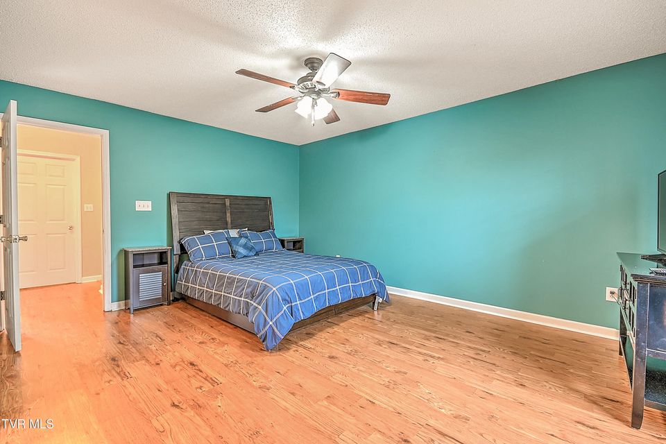 Photo #16: 813 Fain Avenue