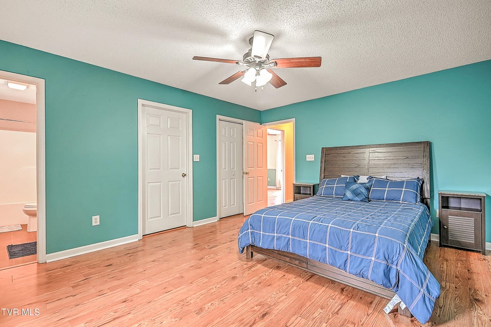 Photo #14: 813 Fain Avenue