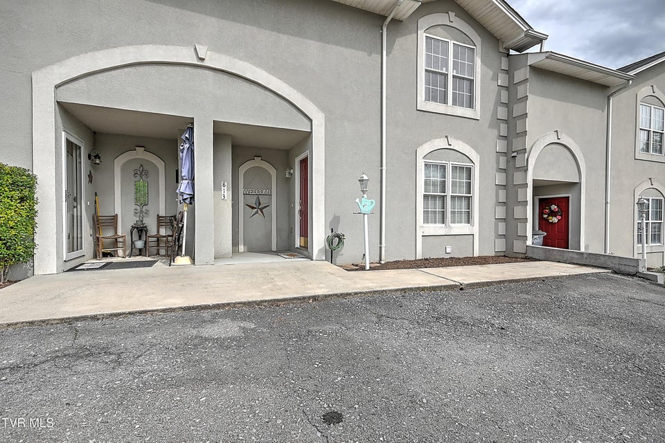 Photo #3: 813 Fain Avenue