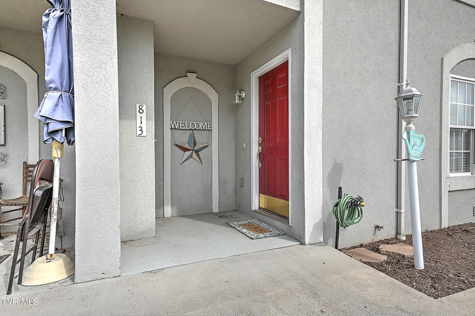 Photo #41: 813 Fain Avenue