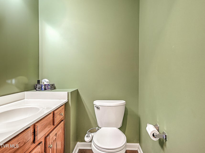 Photo #10: 813 Fain Avenue