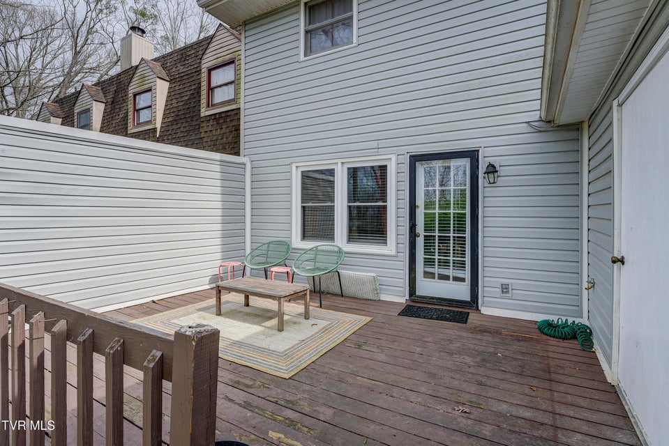 Photo #5: 2205 Greenbriar Circle