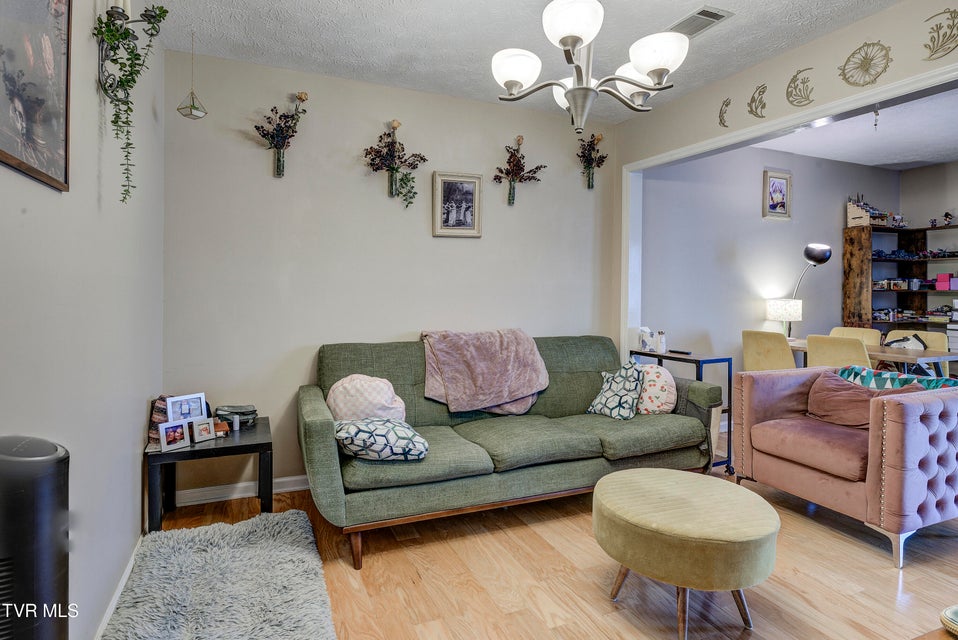 Photo #11: 2205 Greenbriar Circle