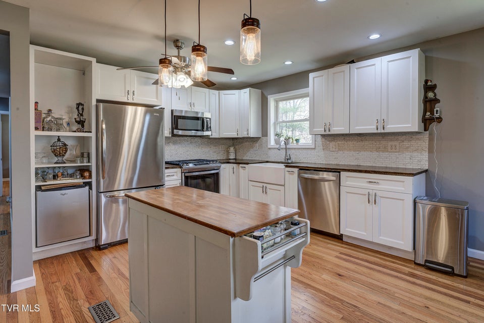 Photo #17: 110 Blankenship Road