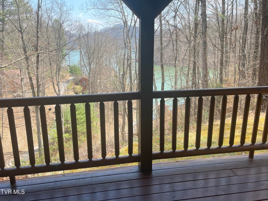 Photo #5: 236 Lakeside Drive