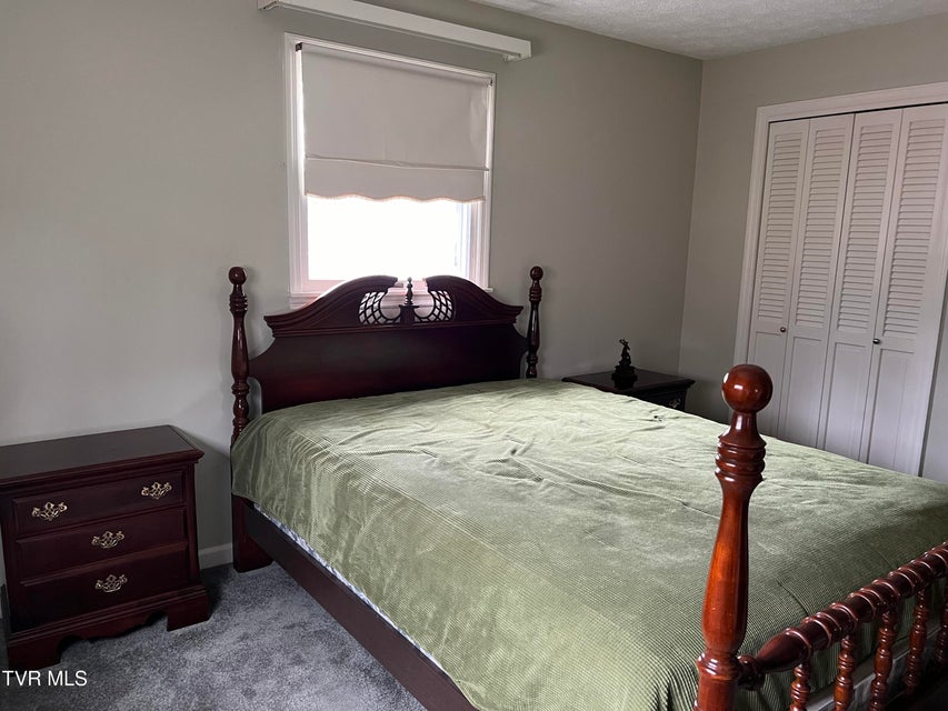 Photo #4: 648 Blanton Avenue