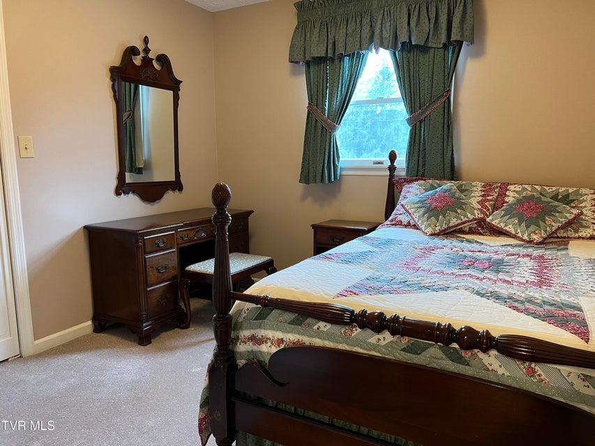 Photo #6: 648 Blanton Avenue