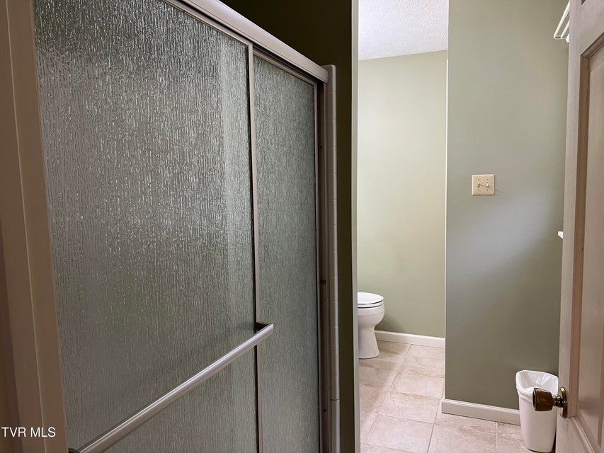 Photo #11: 648 Blanton Avenue