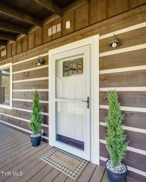 Photo #2: 421 Pearl Lane