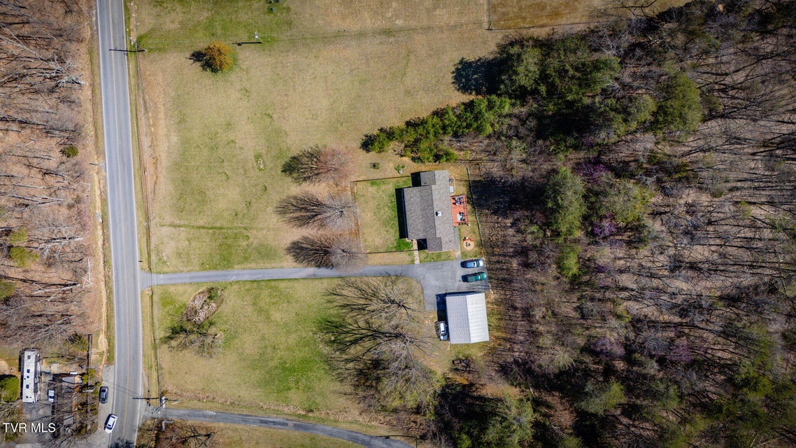 Photo #35: 421 Pearl Lane
