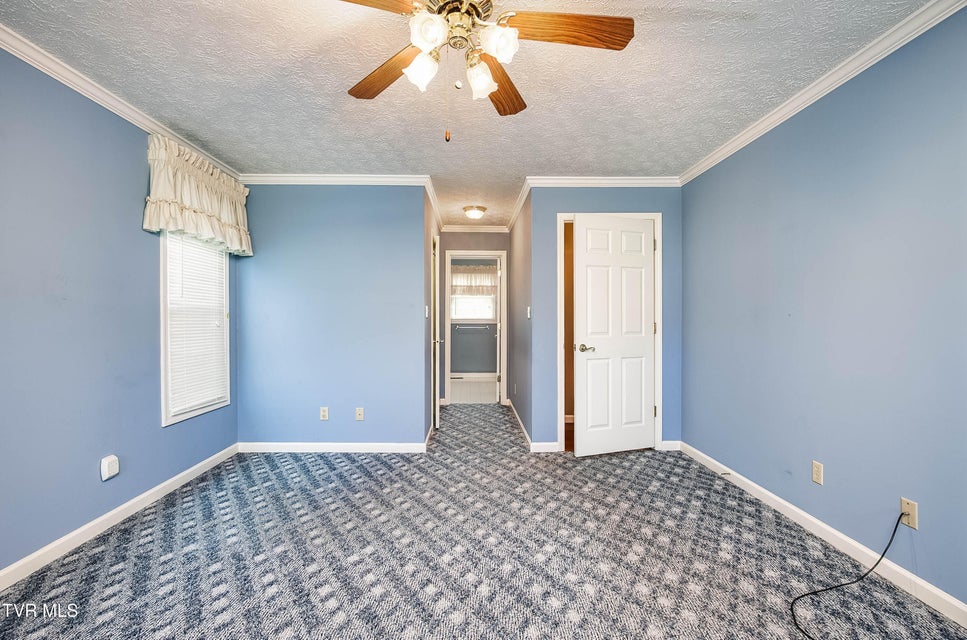 Photo #18: 752 Valley Drive
