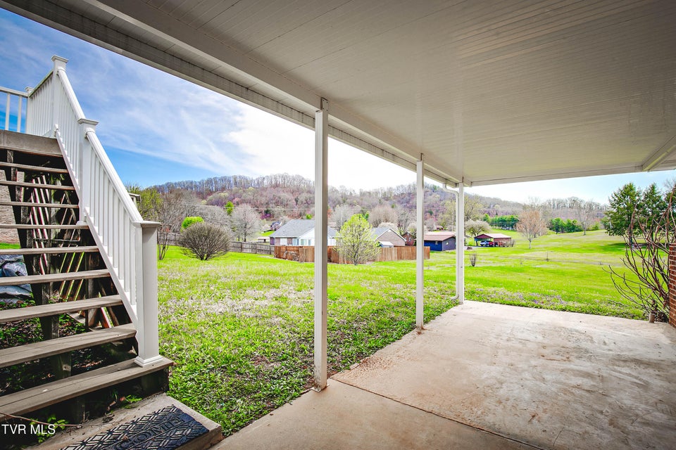 Photo #35: 752 Valley Drive