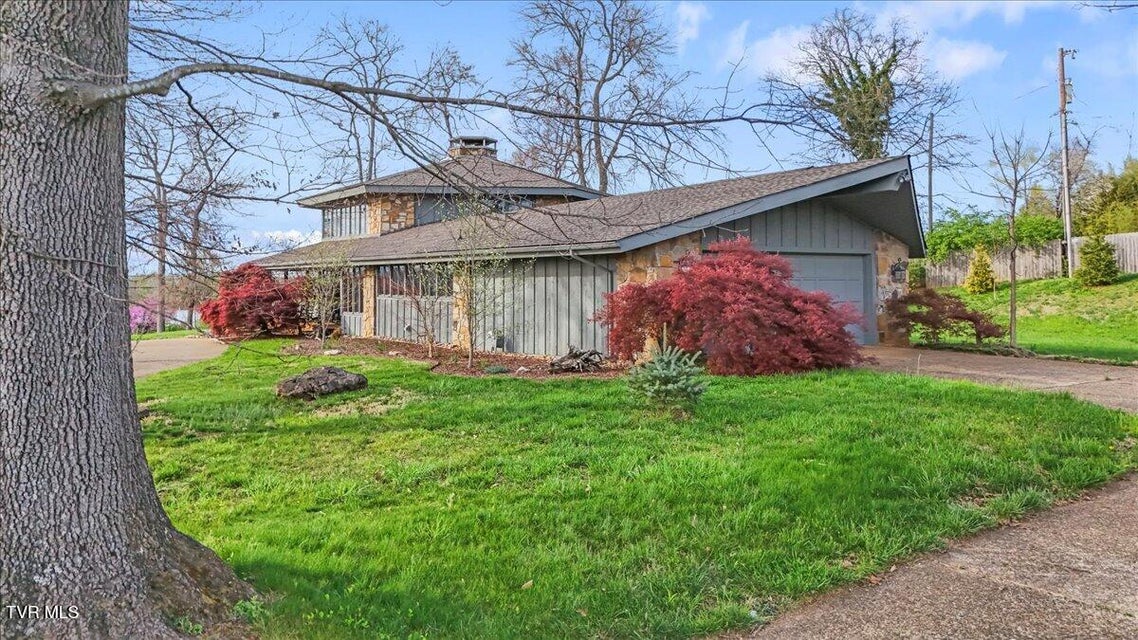 Photo #48: 404 6th Street