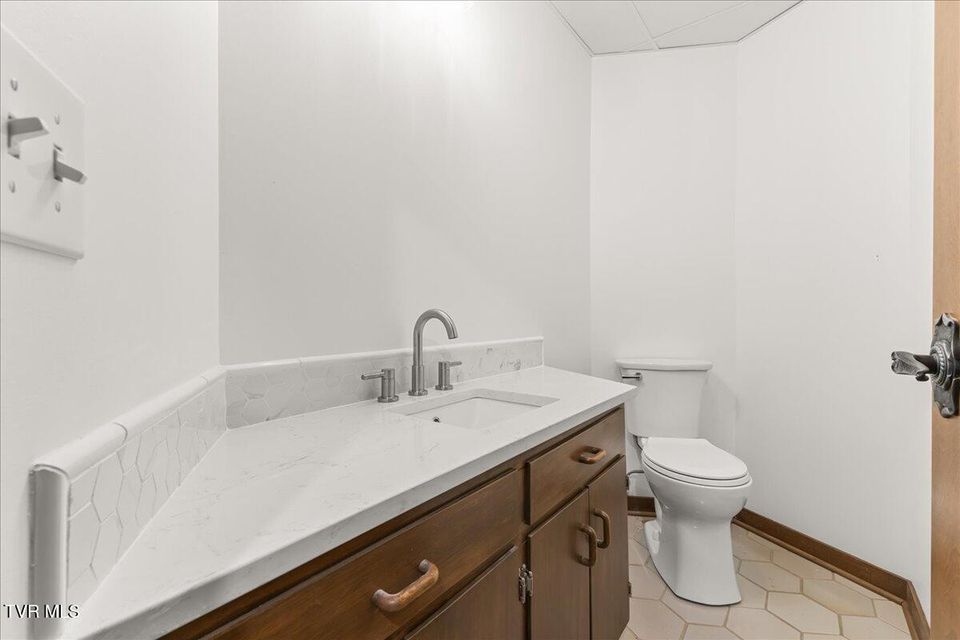 Photo #79: 404 6th Street