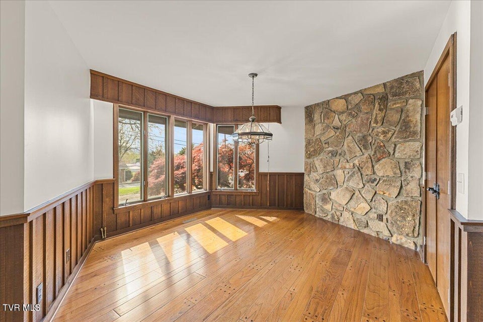 Photo #38: 404 6th Street